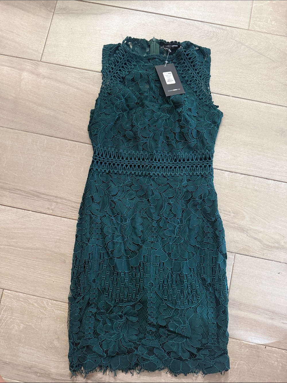 Fashion Nova Emerald Green Lace Sheath Dress